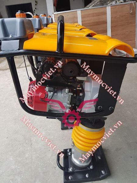 Đầm cóc chạy xăng RM80 động cơ Honda GX160
