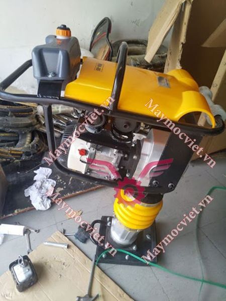Đầm cóc chạy xăng RM80 động cơ Honda GX160