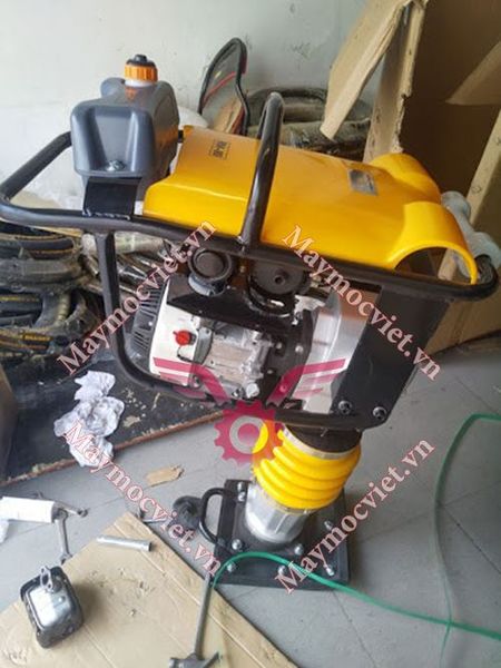 Đầm cóc chạy xăng RM80 động cơ Honda GX160