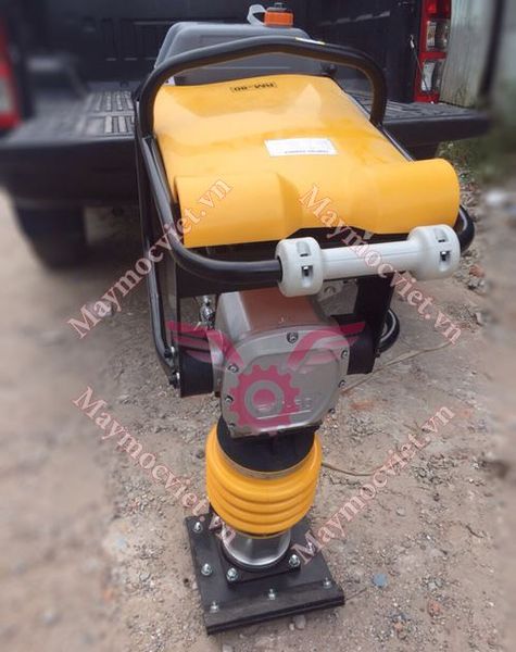 Đầm cóc chạy xăng RM80 động cơ Honda GX160