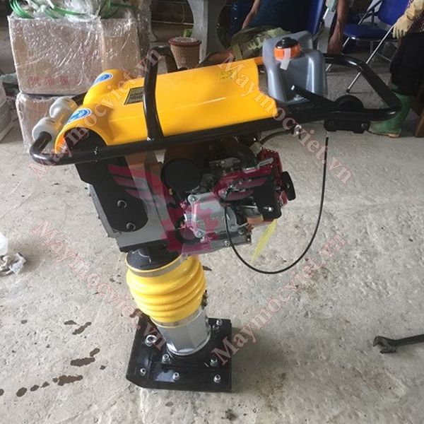 Đầm cóc chạy xăng RM80 động cơ Honda GX160