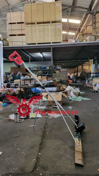 Máy Đầm Thước Pin VM48