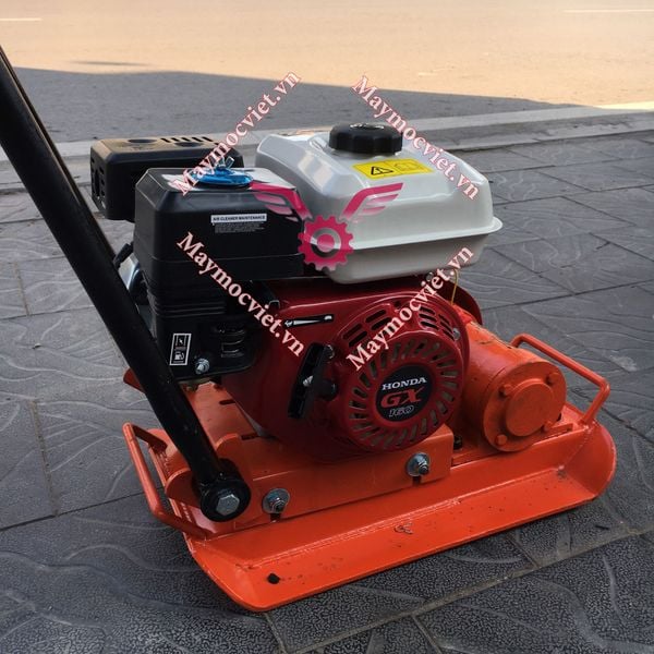 Máy đầm bàn Honda GX160 (5.5HP)