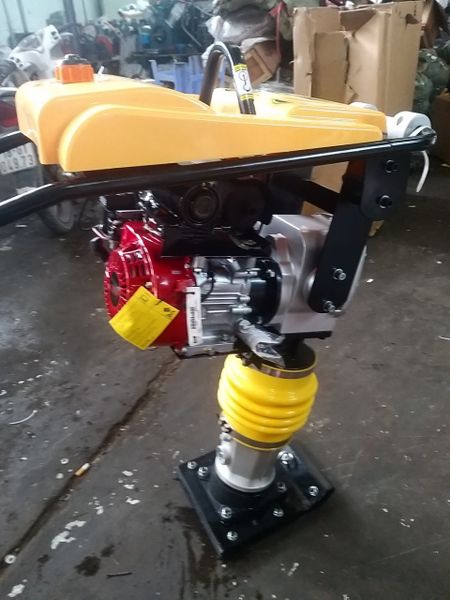 Máy Đầm Cóc HCR100-Honda GX160