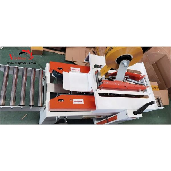 Máy dán thùng carton bán tự động Turbo TBB5050