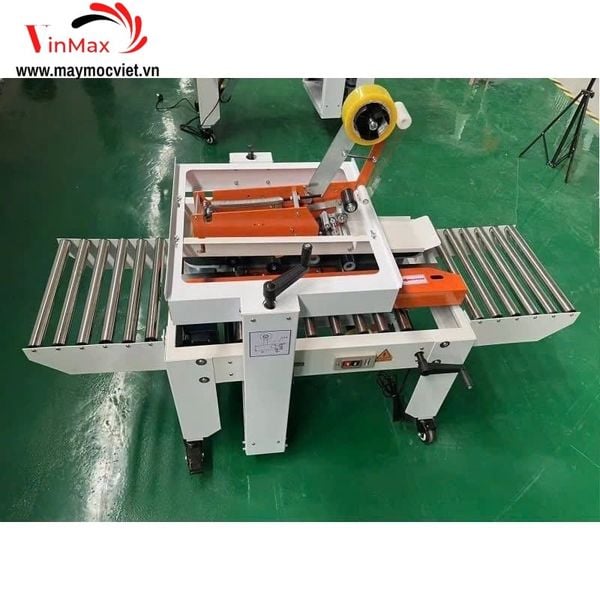 Máy dán băng keo thùng carton Turbo TBB6050