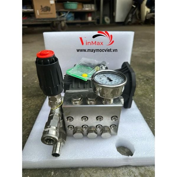 Đầu rửa xe cao áp Anovin 2014 mặt inox 304 nguyên khối trục 28 ( sử dụng cho động cơ 5,5 -7,5 kw )