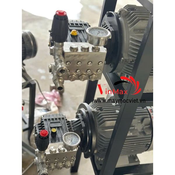 Đầu rửa xe cao áp Anovin 2014 mặt inox 304 nguyên khối trục 28 ( sử dụng cho động cơ 5,5 -7,5 kw )