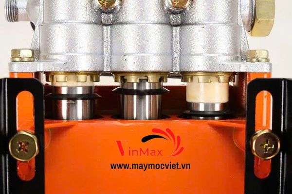 Đầu Phun Xịt Áp Lực 2Hp Bear BE-49CP Piston Sứ