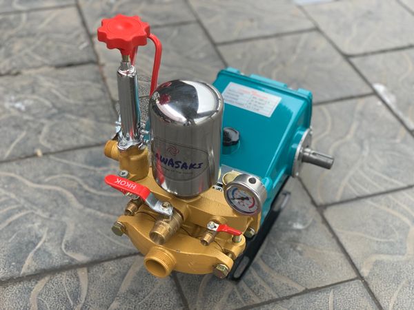 Đầu Xịt Áp Lực Kawasaki 5HP KW90