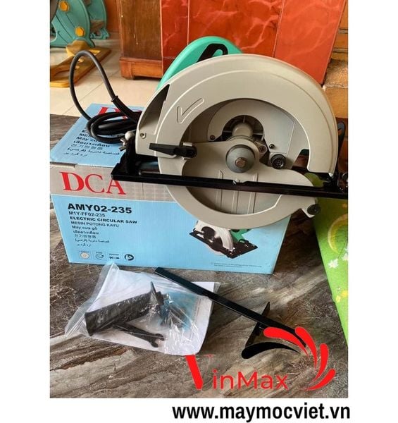 Máy cưa đĩa 2000W DCA AMY02-235 235mm