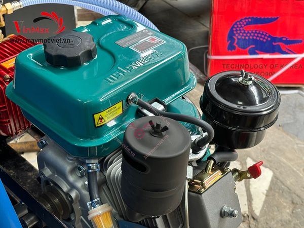 Động cơ nổ Diesel Kamastsu KM172