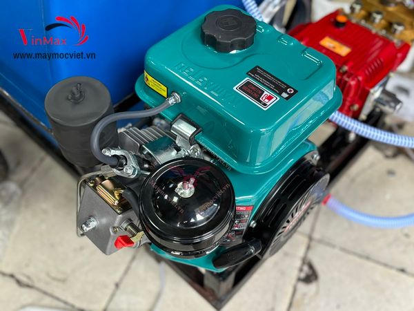 Động cơ nổ Diesel Kamastsu KM172