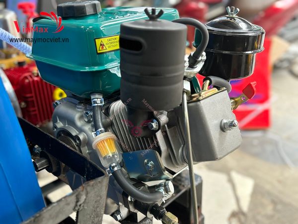 Động cơ nổ Diesel Kamastsu KM172