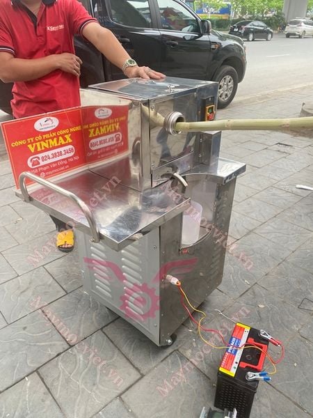 Máy ép mía có tủ bánh xe di chuyển Vinmax VME1245