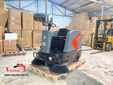 Xe quét rác ngồi lái Kumisai KMS-S5