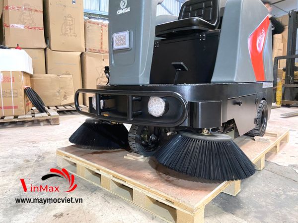 Xe quét rác ngồi lái Kumisai KMS-S5