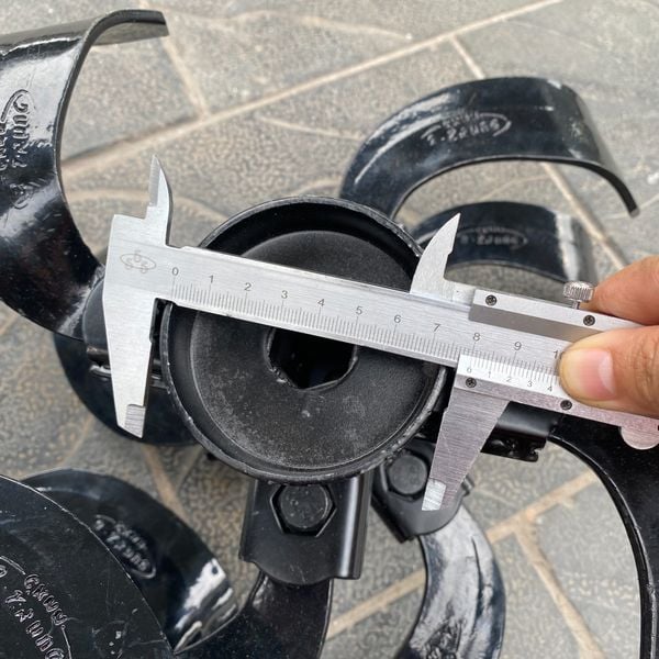 Bộ xới vun luống, vun gốc gắn máy xới đất