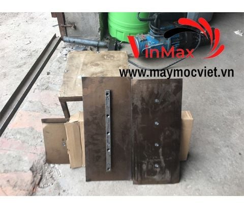 Lưỡi xoa nền bê tông