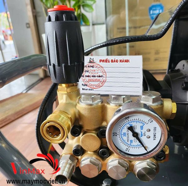 Máy rửa xe cao áp 3KW Mactool WJ-3S4