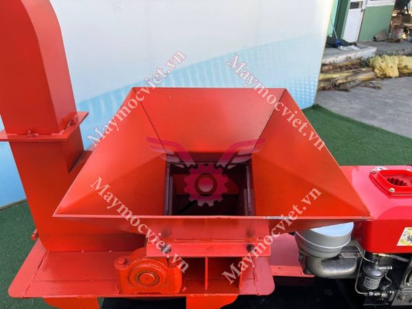 Máy băm cành cây di động đề điện 35hp Vinmax BCD35