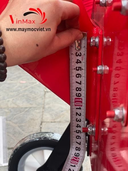 Máy băm cành cây mini Turbo TB65