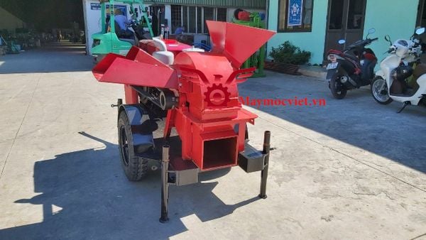 Máy băm gỗ ván bóc D24 có bánh xe di chuyển D24BX