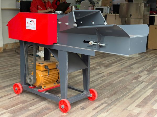 Máy Băm Cỏ Voi, Rơm, Mía Băng Tải Turbo TBC4000 Điện 1 Pha