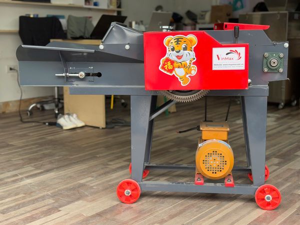 Máy Băm Cỏ Voi, Rơm, Mía Băng Tải Turbo TBC4000 Điện 1 Pha