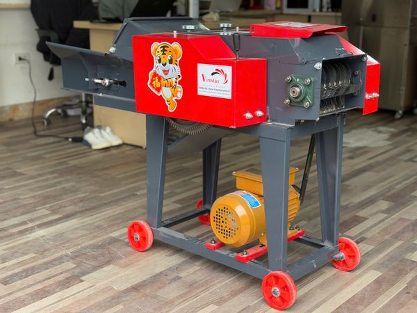 Máy Băm Cỏ Voi, Rơm, Mía Băng Tải Turbo TBC4000 Điện 1 Pha
