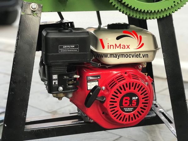 Máy băm rơm, cỏ động cơ đầu nổ 6.5hp Vinmax VMBR65