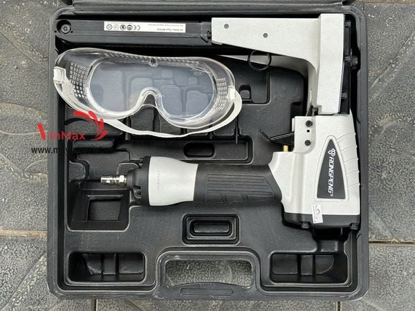 Máy bấm ghim thùng carton dùng khí nén RONGPENG MTA18