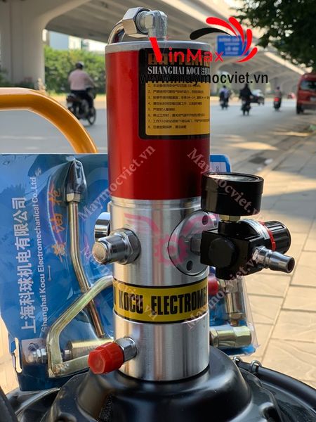 MÁY BƠM MỠ KHÍ NÉN KOCU GZ-10