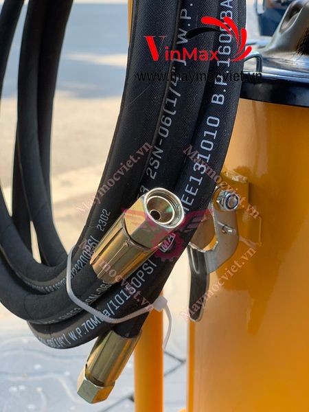 MÁY BƠM MỠ KHÍ NÉN KOCU GZ-10