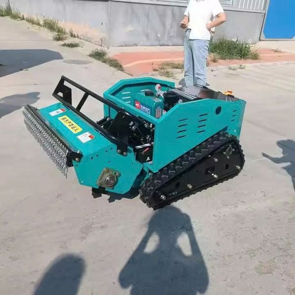 Máy Cắt Băm Cỏ Điều Khiển Từ Xa Turbo TBB550