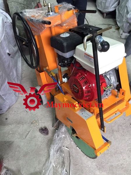 Máy cắt đường bê tông nhựa đường KC16