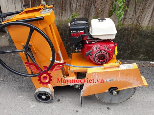 Máy cắt đường bê tông nhựa đường KC16