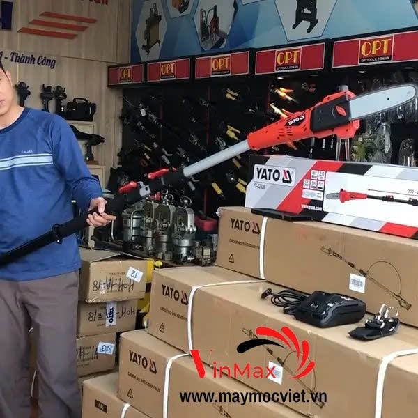 Máy cắt tỉa cành cao dùng pin Yato YT82836