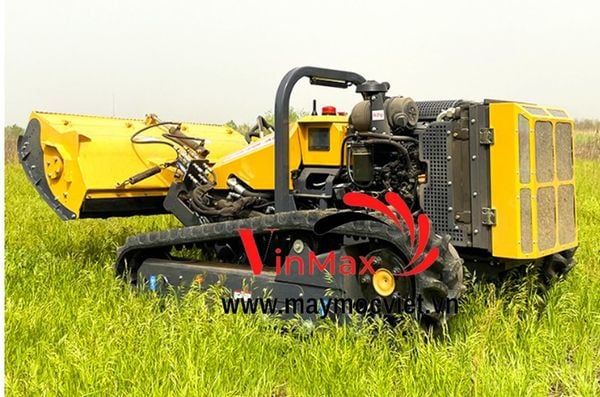 Máy cắt cỏ bánh xích điều khiển từ xa cắt cỏ bờ đê, bờ kè VMD900