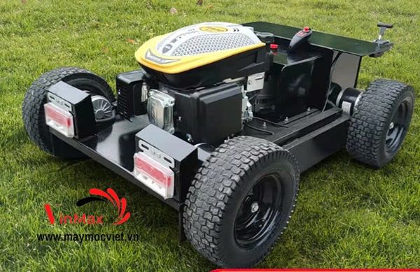 Máy cắt cỏ chạy xăng điều khiển từ xa Turbo HYR112