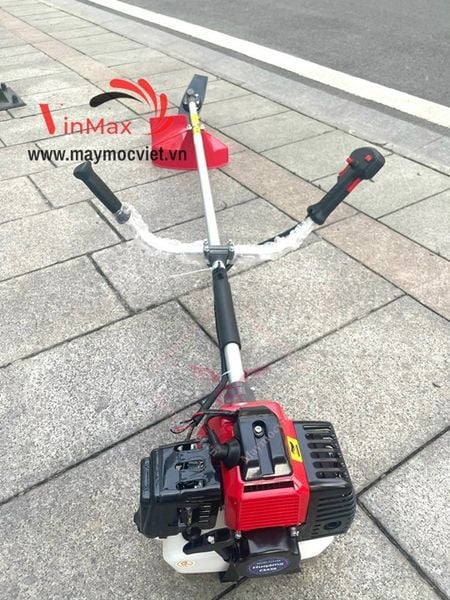 Máy cắt cỏ 2 thì Huqama CS430