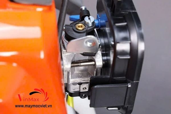 Máy cắt cỏ 2 thì HUSTAIWAN 1.75KW H-541