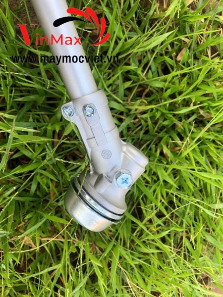 Máy cắt cỏ 2 thì Maruko TU26