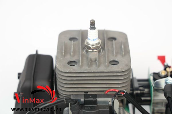 Máy Cắt Cỏ 2 Thì 1.4Kw Mitusi MS450
