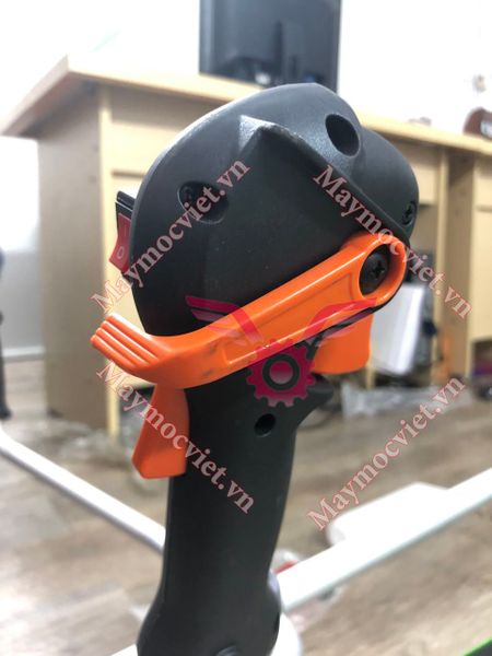 Máy cắt cỏ Kawarzhima KZ 33