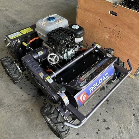 Máy băm cắt cỏ điều khiển từ xa Reload RC500