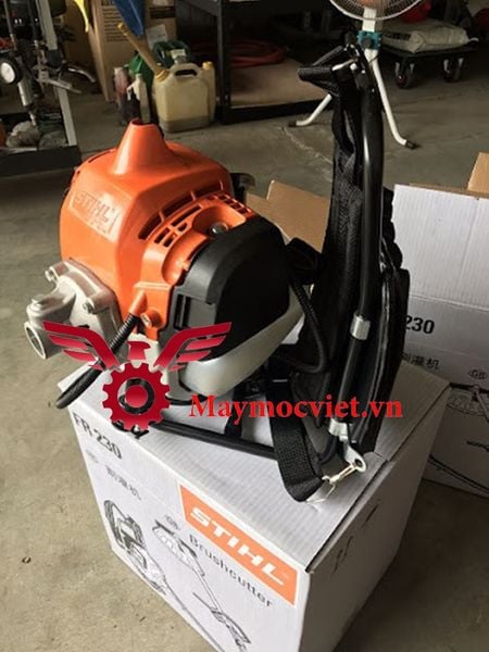 Máy cắt cỏ đeo lưng STIHL FR230
