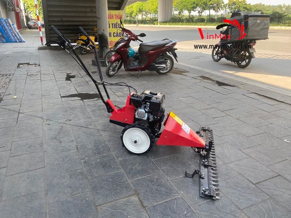 Máy cắt cỏ voi chạy xăng dạng tông đơ Kawasaki KW75