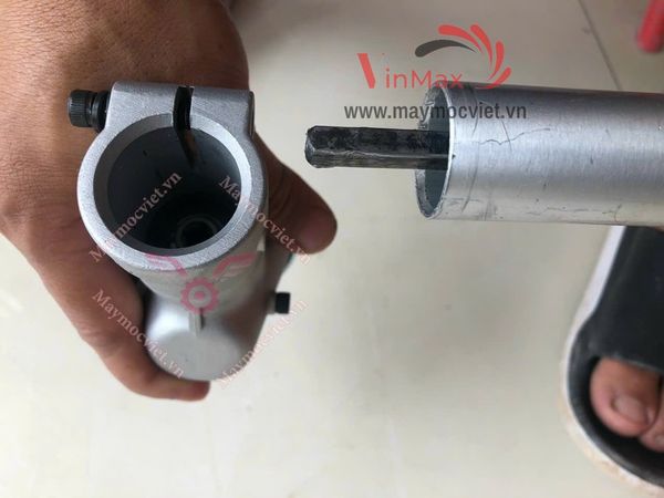 Máy Cắt Cỏ 2 Thì Toshiro CG541
