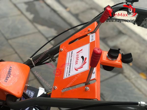 Máy cắt cỏ trục băm 10hp đề nổ Kawasaki VMTB100D